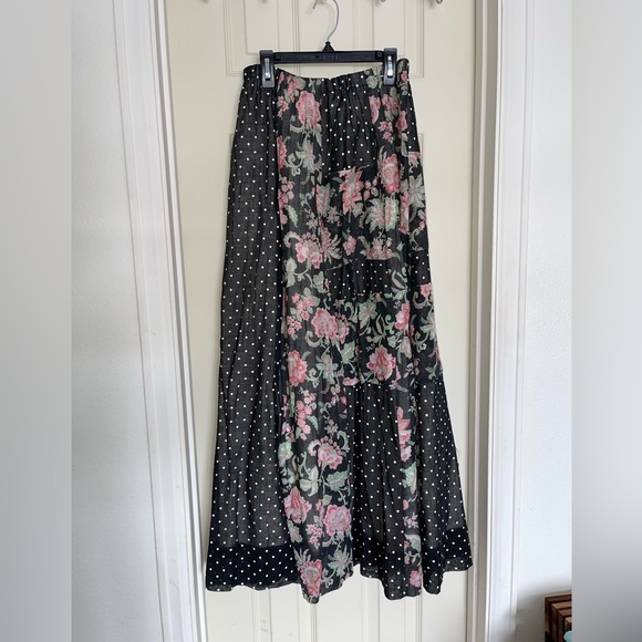 Chessa Davis Dresses & Skirts - Chessa Davis Vintage Women’s Maxi Skirt Black Boho Floral